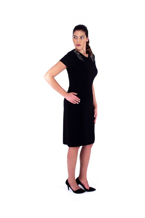 Nidya Moda Büyük Beden Kadın Siyah Omuz Oymalı Taş İşli Krep Abiye Elbise 4107S