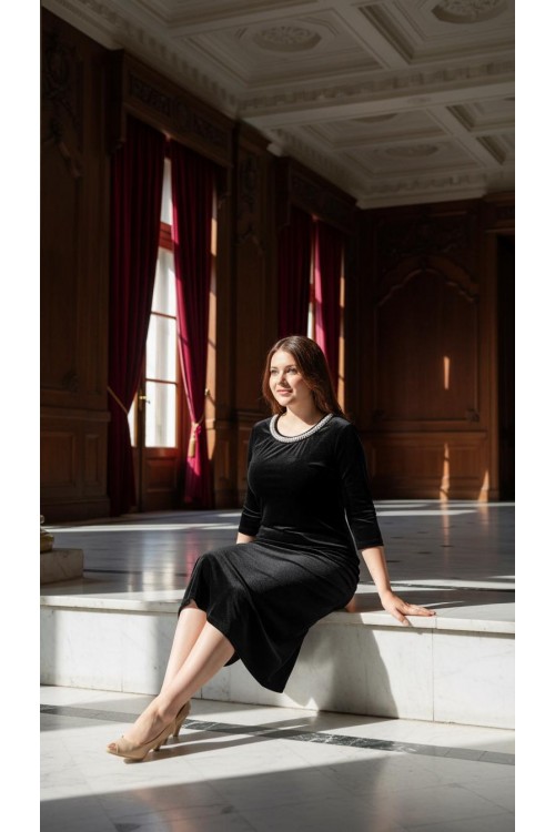 Nidya Moda Büyük Beden  Kadın Siyah Yaka  İncili Kadife Abiye Elbise-4074S