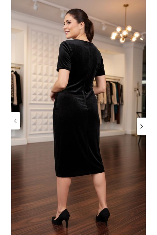 Nidya Moda Büyük Beden Kadın Siyah Zincirli Kadife Abiye Elbise-4122s Nidya Moda Büyük Beden Kadın Siyah Zincirli Kadife Abiye Elbise-4122s