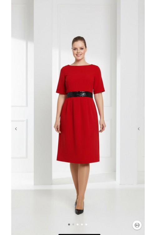 Nidya Moda Büyük Beden Kadın Kırmızı Pullu Payet Siyah Kemer Sırt V Krep Abiye Elbise-4020PK