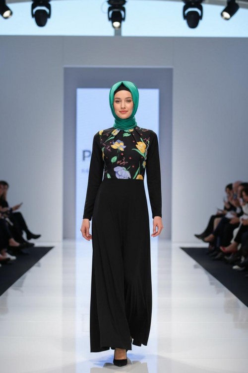 Nidya Moda Tesettür Kadın Siyah Üst Çiçekli Sandy Abiye Elbise-4046TS