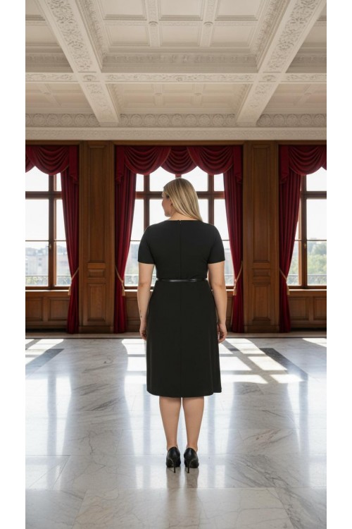 Nidya Moda Büyük Beden Kadın Siyah Ön Çift  Yırtmaçlı Krep Abiye Elbise-4086S