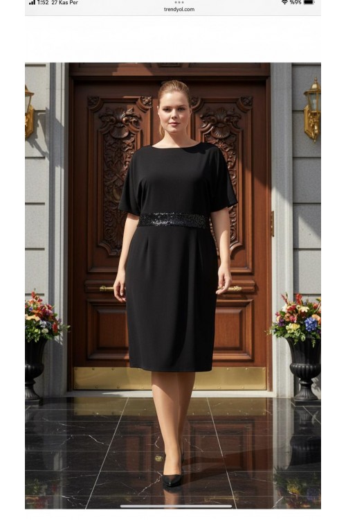 Nidya Moda Büyük Beden kadın Lacivert Sırt V Pullu Payetli Kemer Krep Abiye Elbise-4020PL