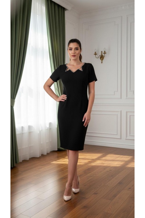 Nidya Moda Büyük Beden Kadın Siyah Taşlı Zikzak Yaka Krep Abiye Elbise-4110S