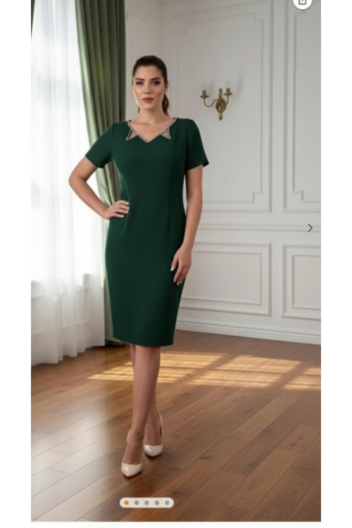 Nidya Moda Büyük Beden Kadın Yeşil  Lazer Zikzak Taşlı  Yaka Krep  Abiye Elbise-4110Y