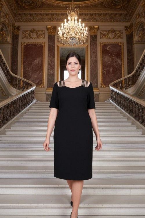 Nidya Moda Büyük Beden Kadın Siyah Omuz Taşlı Şeritli Krep Abiye Elbise-4155AS